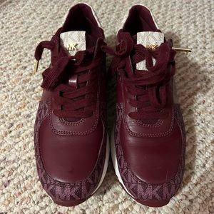 Michael Kors Sneakers